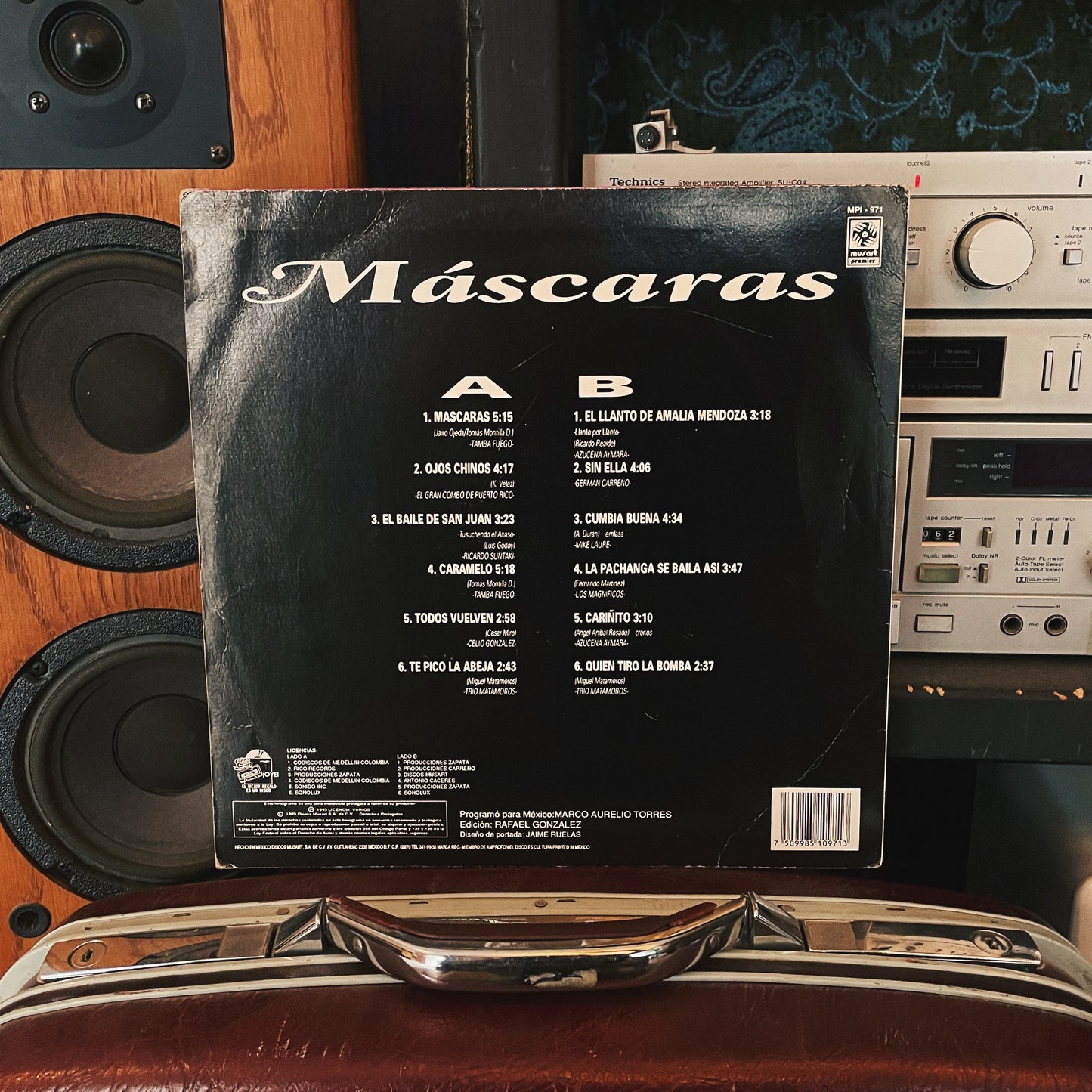 Varios – Máscaras