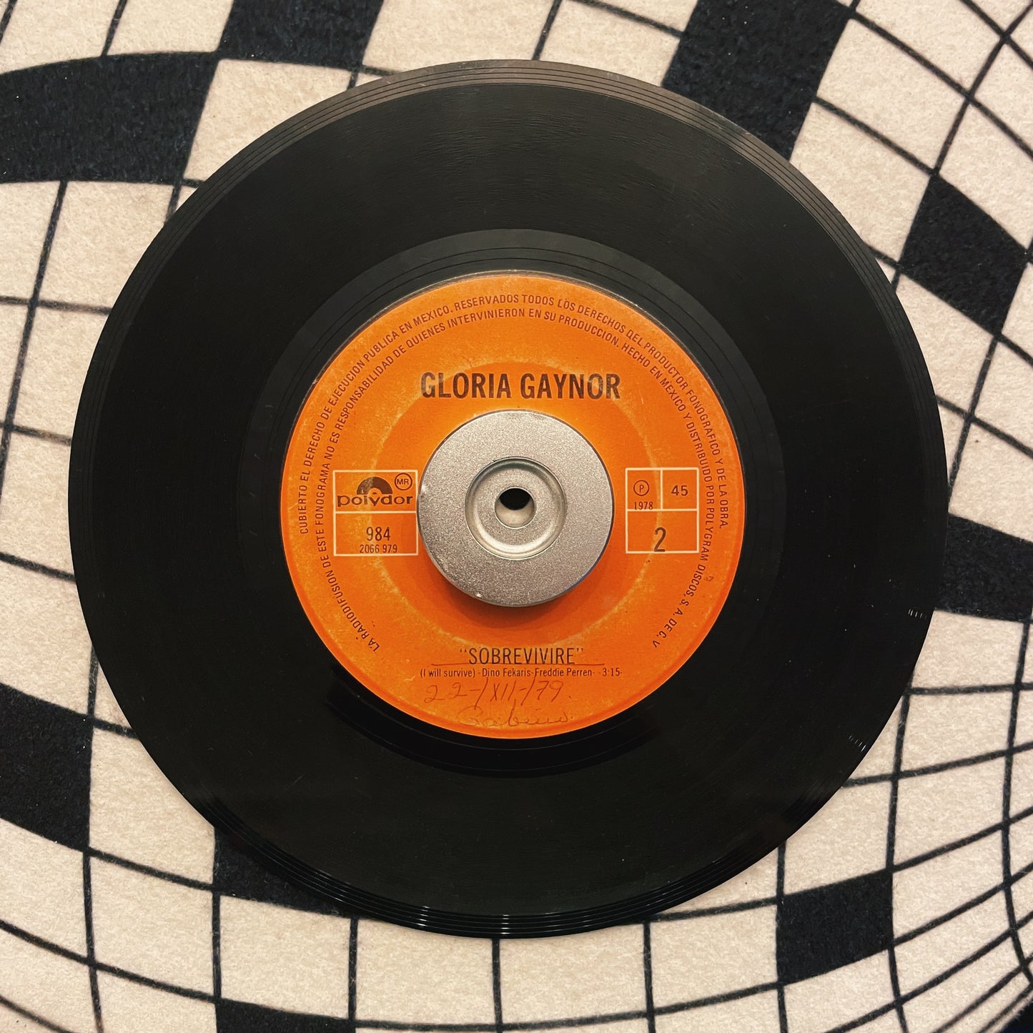 7¨| Gloria Gaynor – Substituto = Substitute / Sobrevivire = I Will Survive