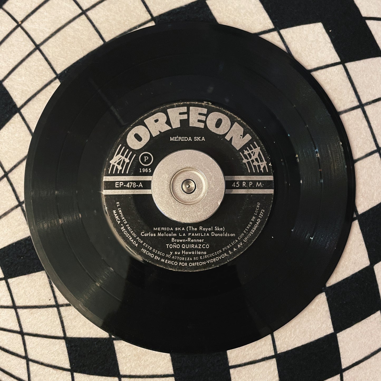 7¨| Toño Quirazco Y Su Hawaiiana – Jamaica Ska