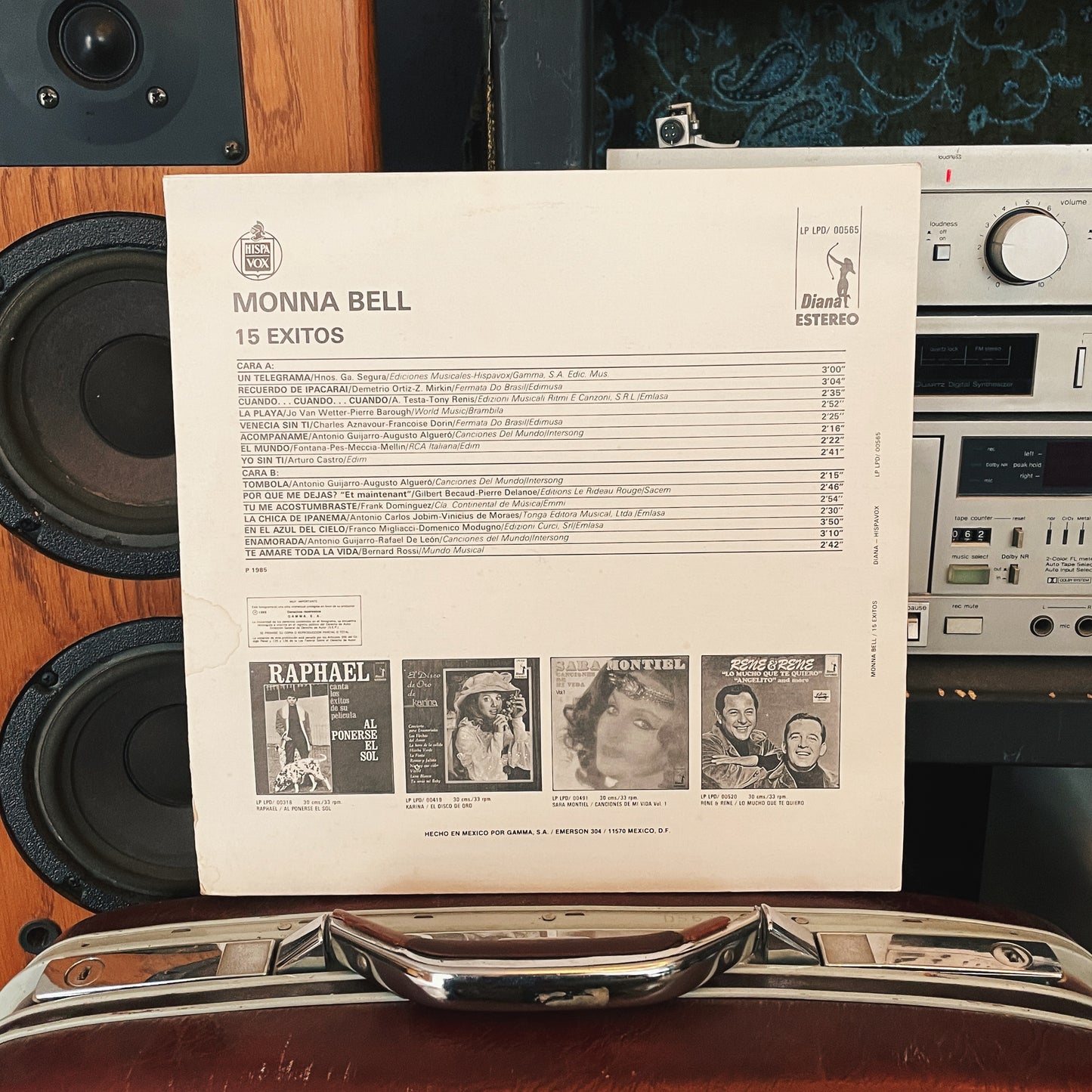 Mona Bell - 15 exitos