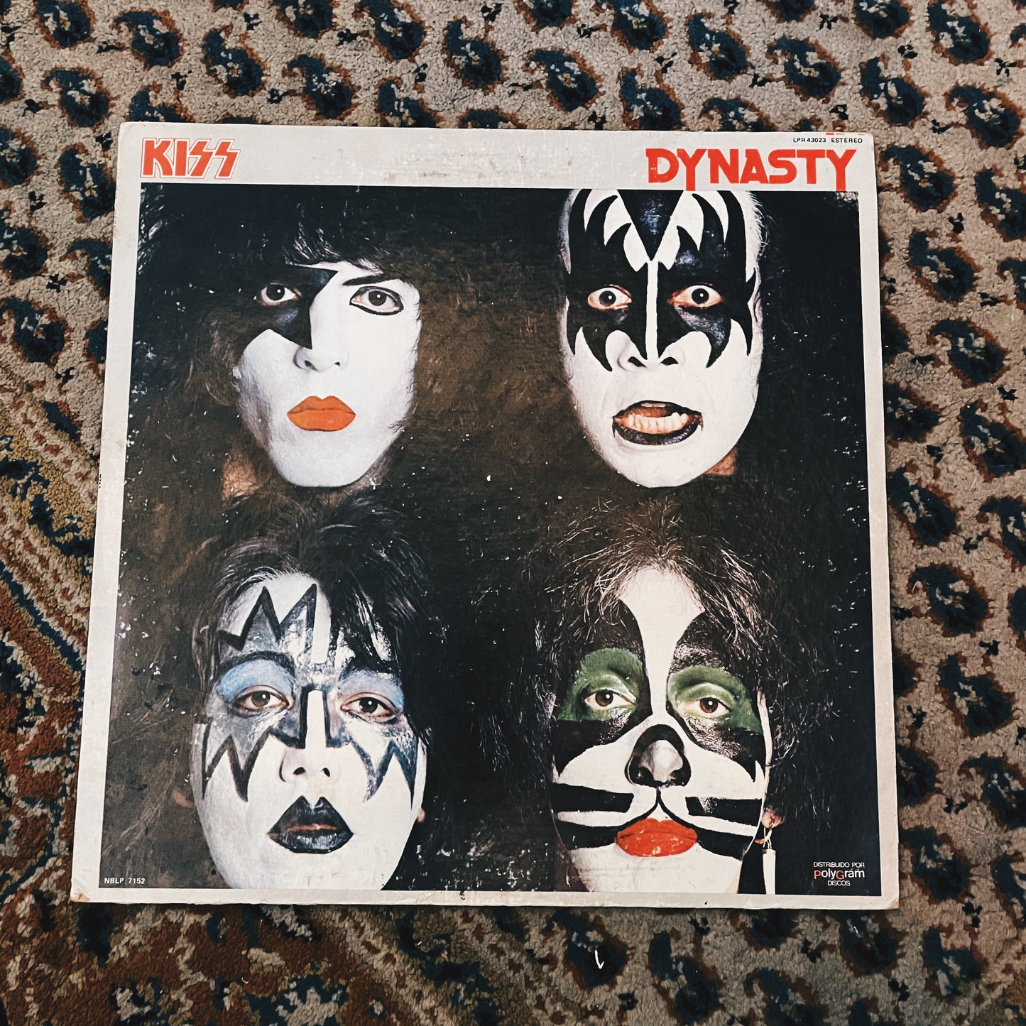 Kiss – Dynasty