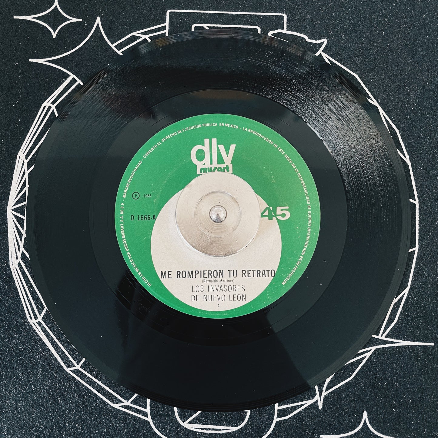 7¨| Los Invasores De Nuevo Leon – Me Rompieron Tu Retrato / Tu Vanidad