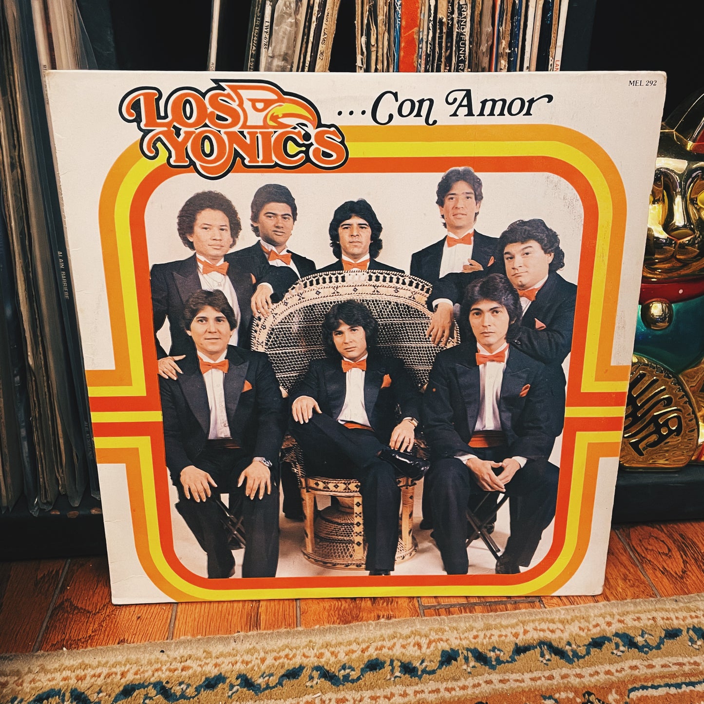 Los Yonics – ...Con Amor
