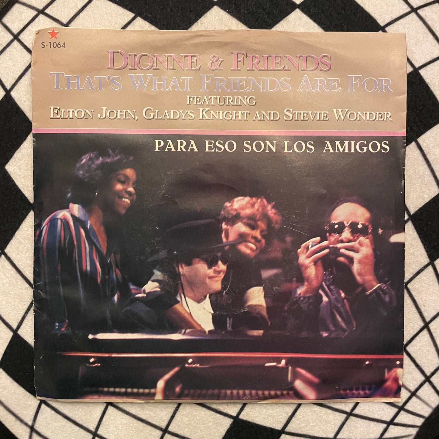 7¨| Dionne Y Amigos Con Elton John, Gladys Knight Y Stevie Wonder – That's What Friends Are For = Para Eso Son Los Amigos