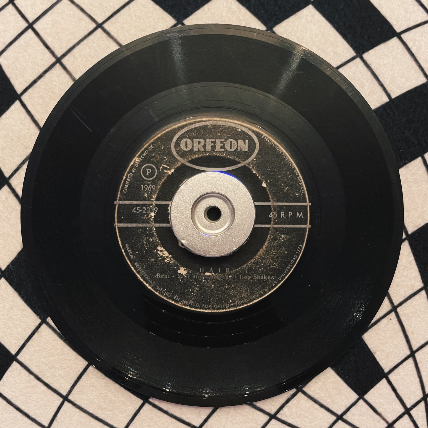7¨| Los Shakes – Hair / Aquarius