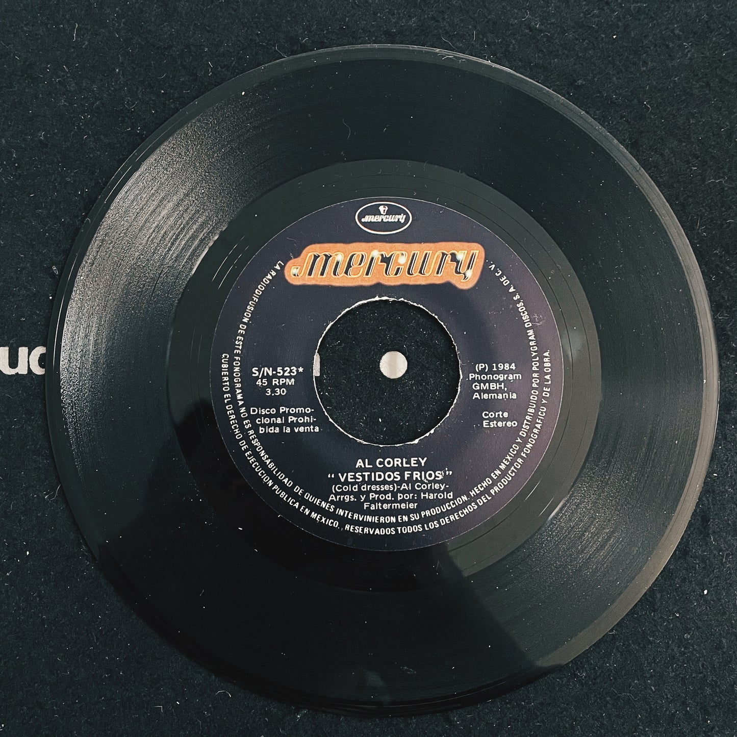 7¨| Al Corley – Vestidos Frios / Cool Dresses