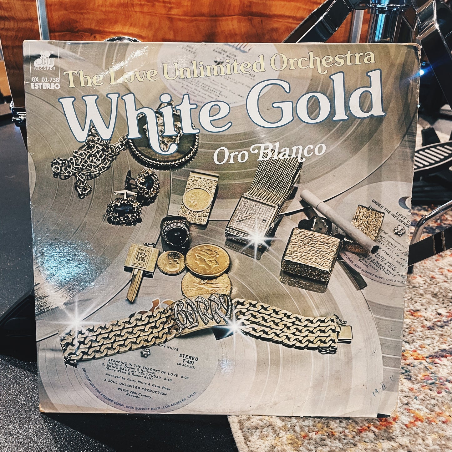 Orquesta Amor Ilimitado – White Gold = Oro Blanco