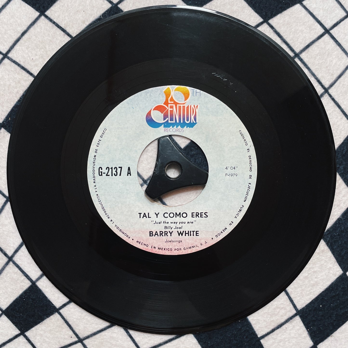 7¨| Barry White – Just The Way You Are / Sha la la Means I Love You