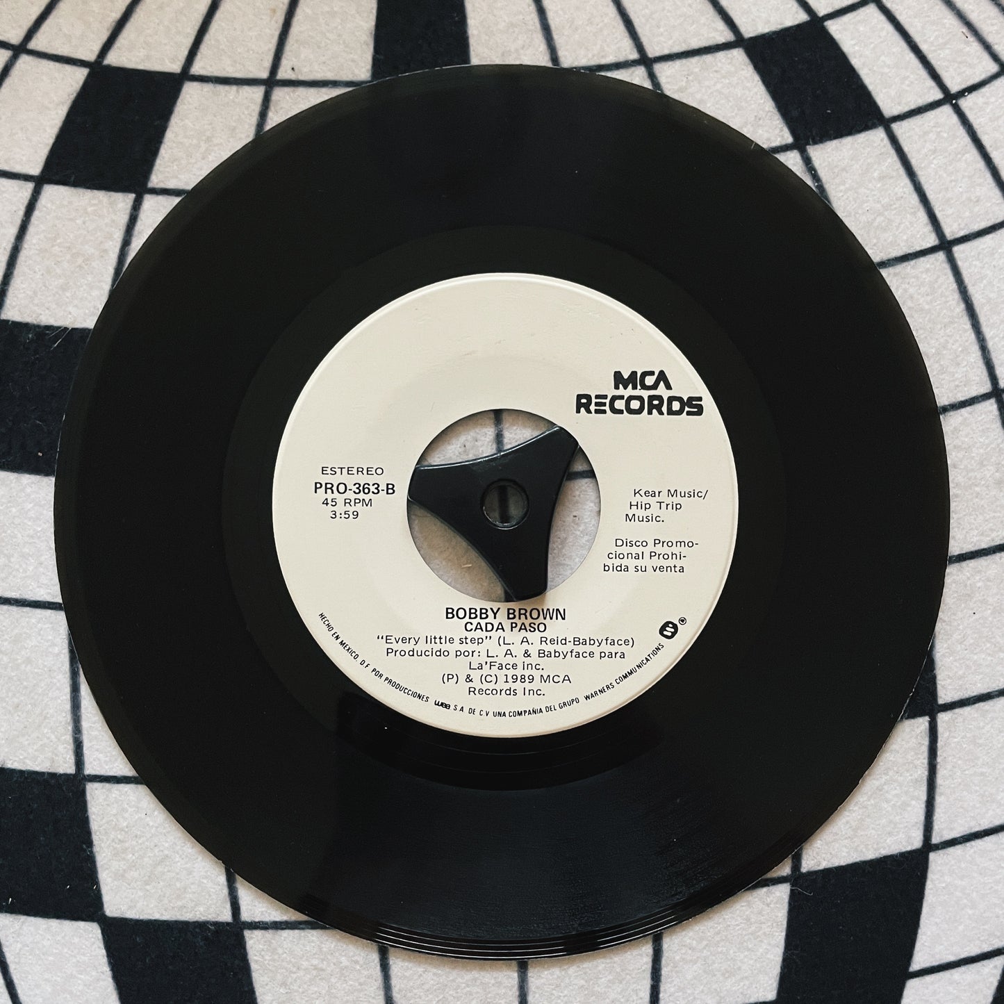 7¨| Bobby Brown – Every Little Step (promocional)