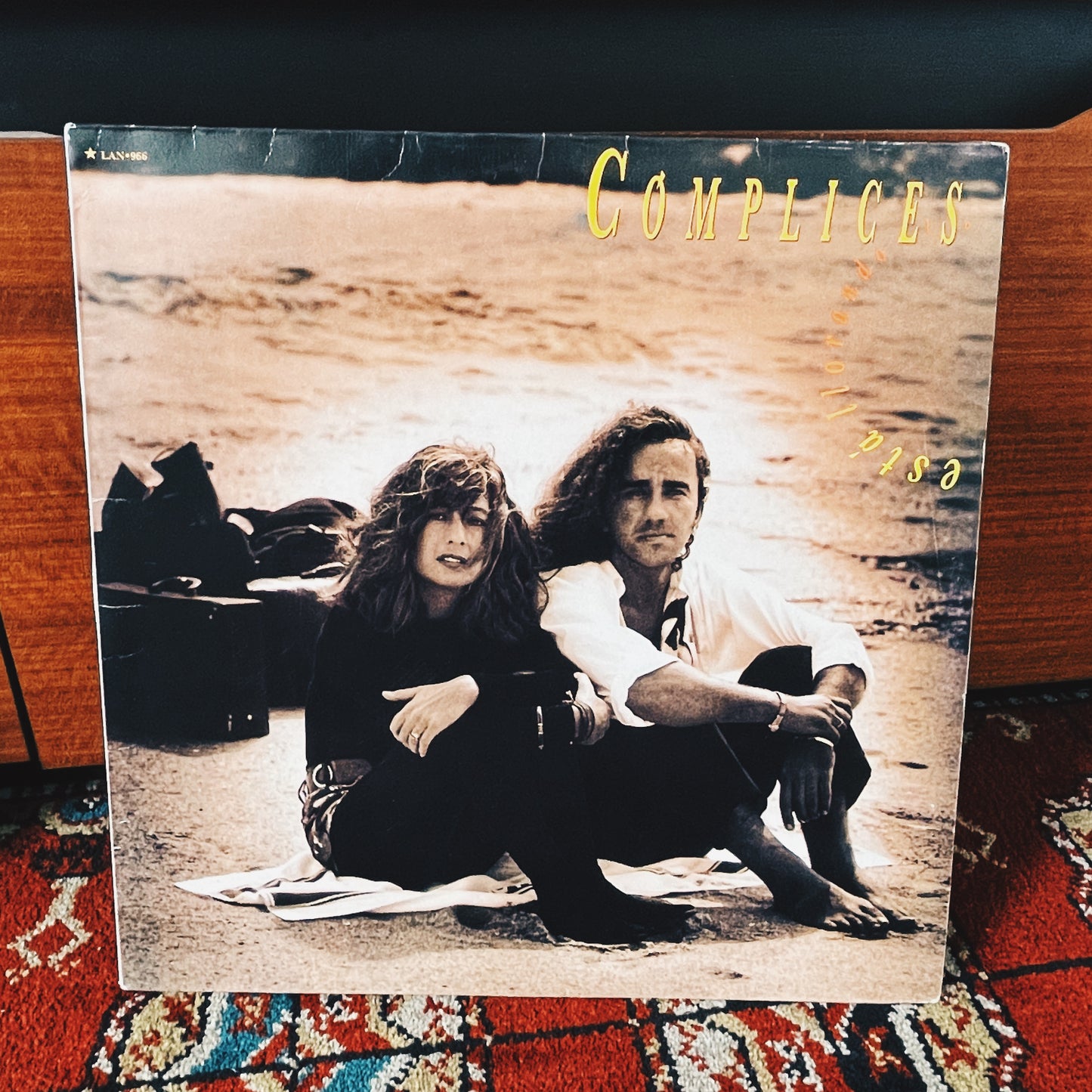 Cómplices – Está Llorando El Sol