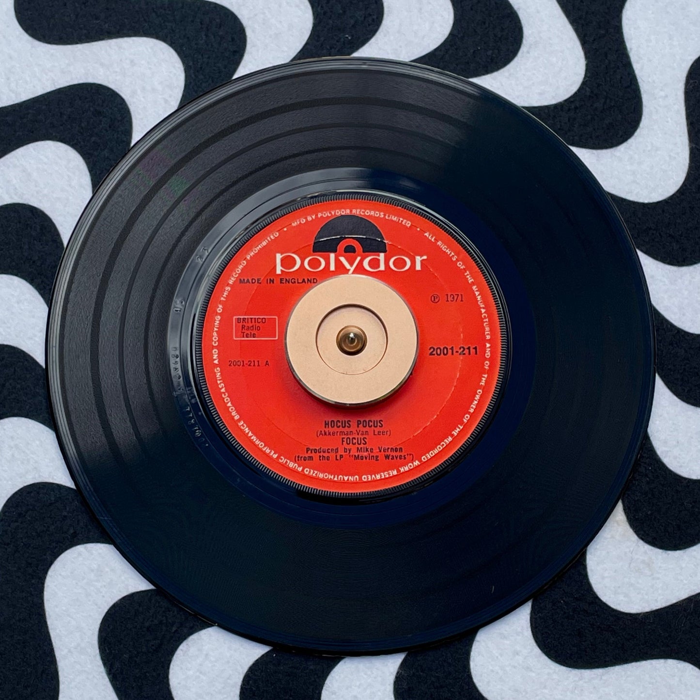 7¨| Focus – Hocus Pocus