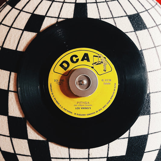 7¨| Los Vikings ‎– Piensa / Y en cambio tu