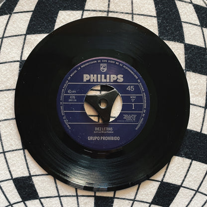 7¨| Grupo Prohibido - La cumbia del futbolito