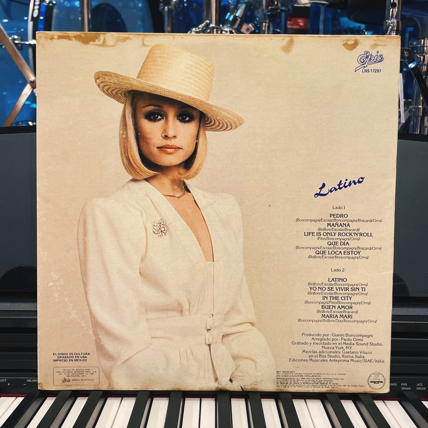 Raffaella Carrà – Latino