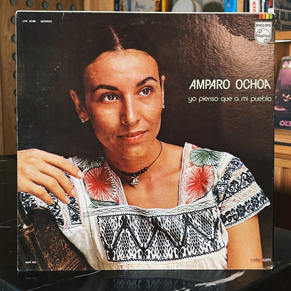 Amparo Ochoa – Yo Pienso Que A Mi Pueblo