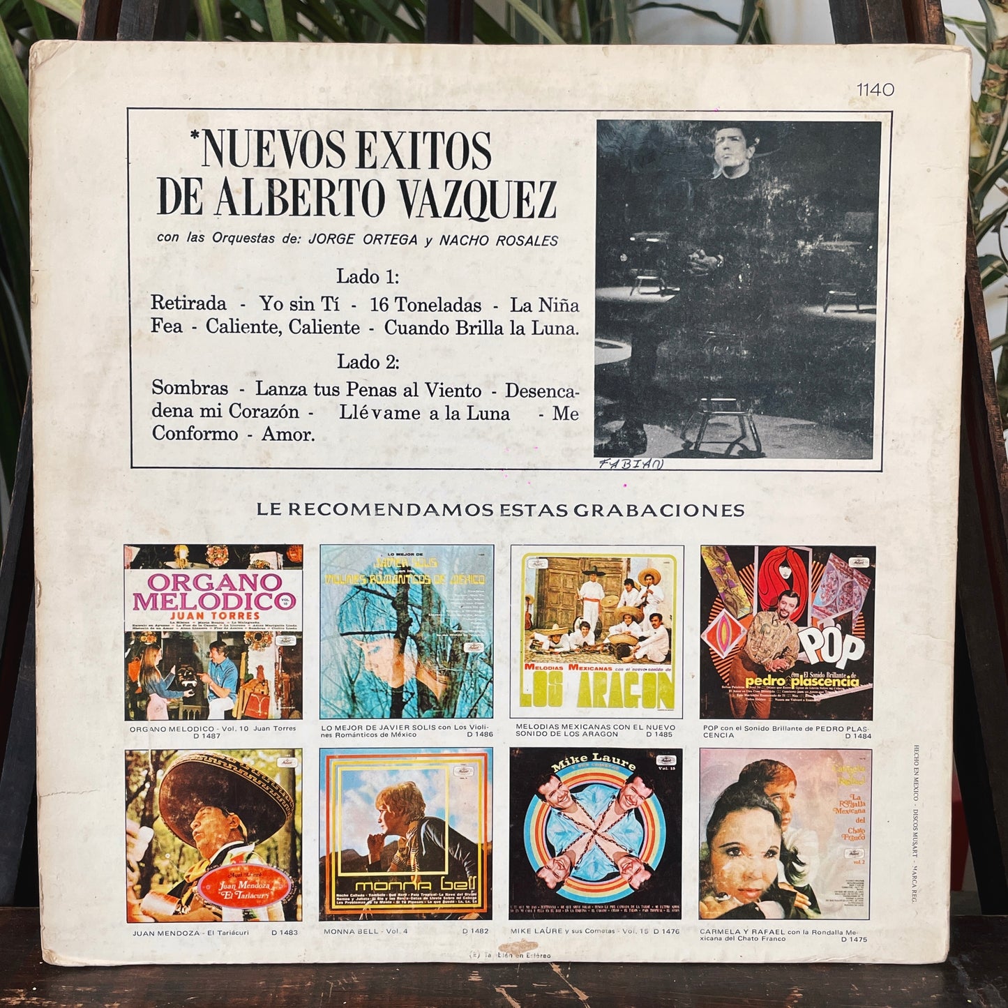 Alberto Vázquez ‎– Nuevos Éxitos De Alberto Vázquez
