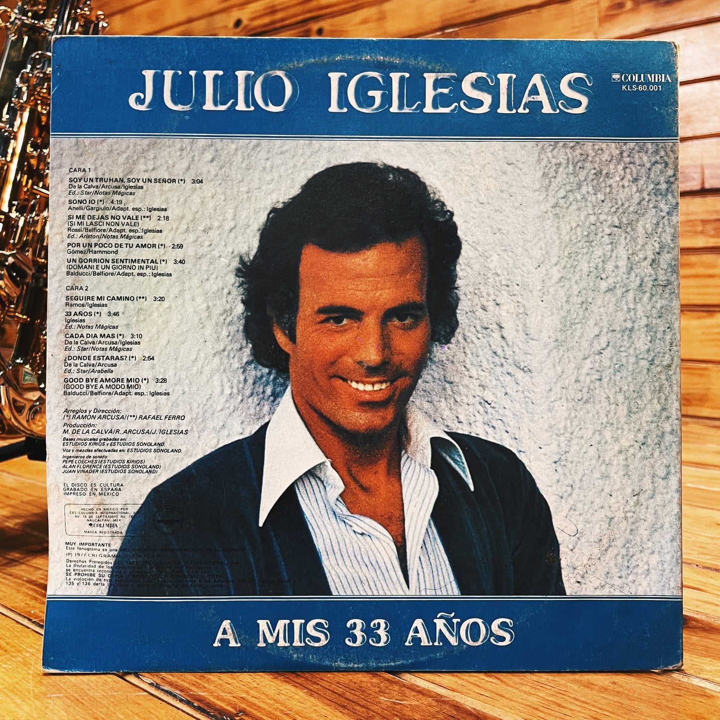 Julio Iglesias – A Mis 33 Años