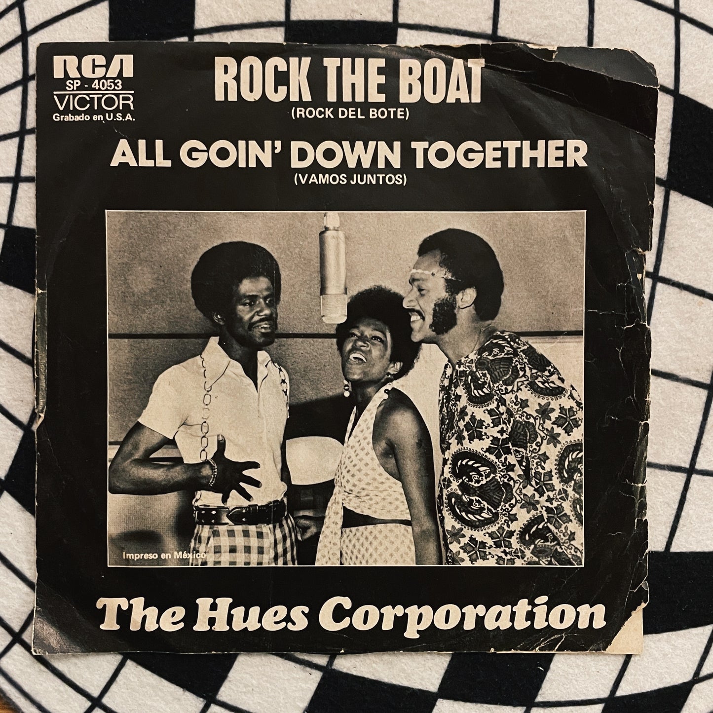 7¨| The Hues Corporation – Rock The Boat