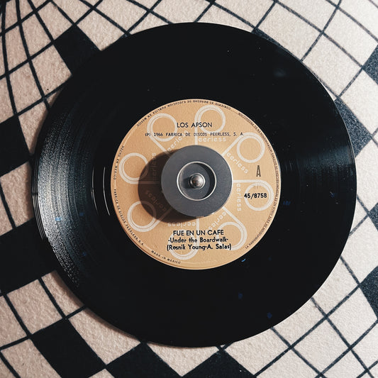 7¨| Los Apson ‎– Fue En Un Cafe / Nunca Sabre