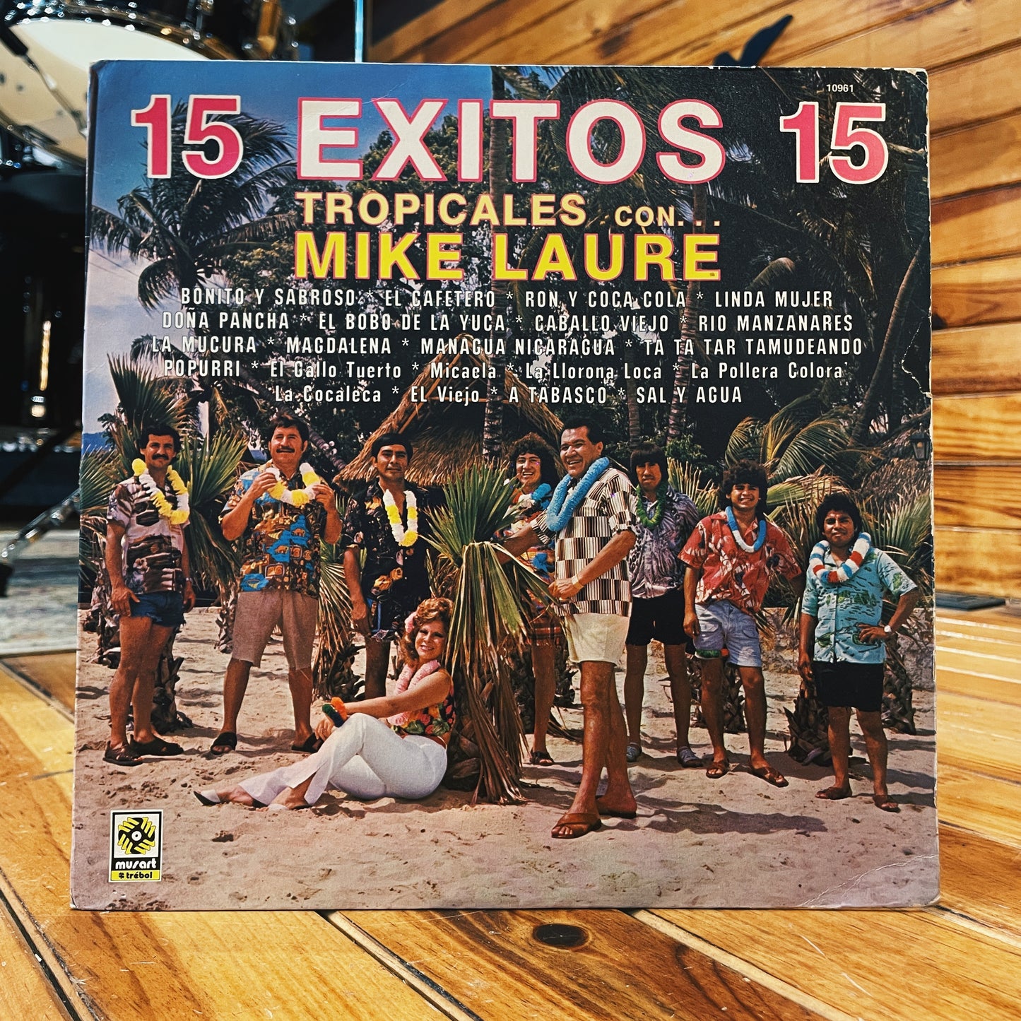 Mike Laure – 15 Exitos Tropicales