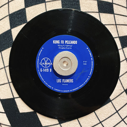 Los Flamers ‎– Kung Fu Peleando