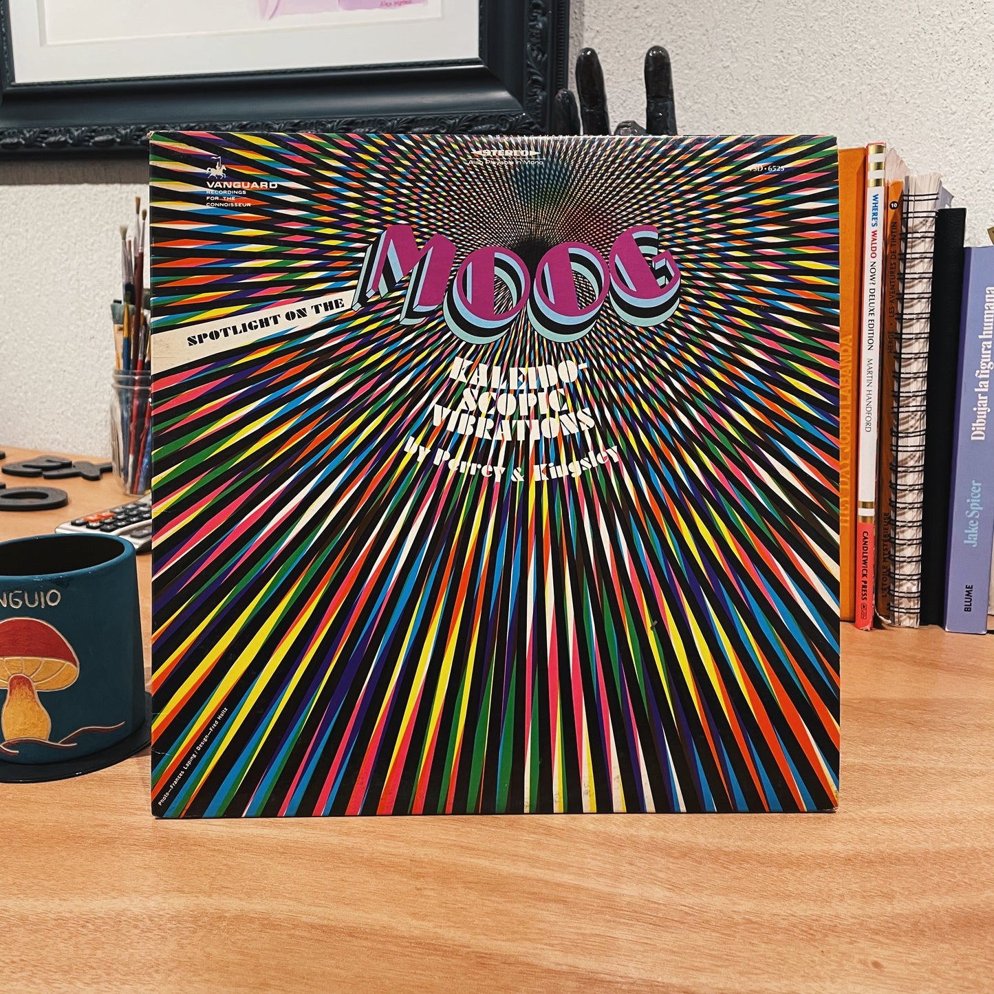 Perrey & Kingsley ‎– Spotlight On The Moog (Kaleidoscopic Vibrations)