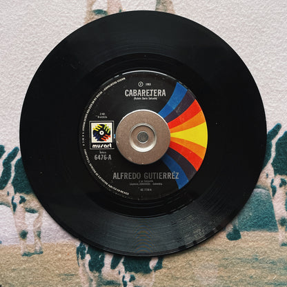 7¨| Alfredo Gutierrez Y Su Conjunto – Cabaretera / La Charamusca