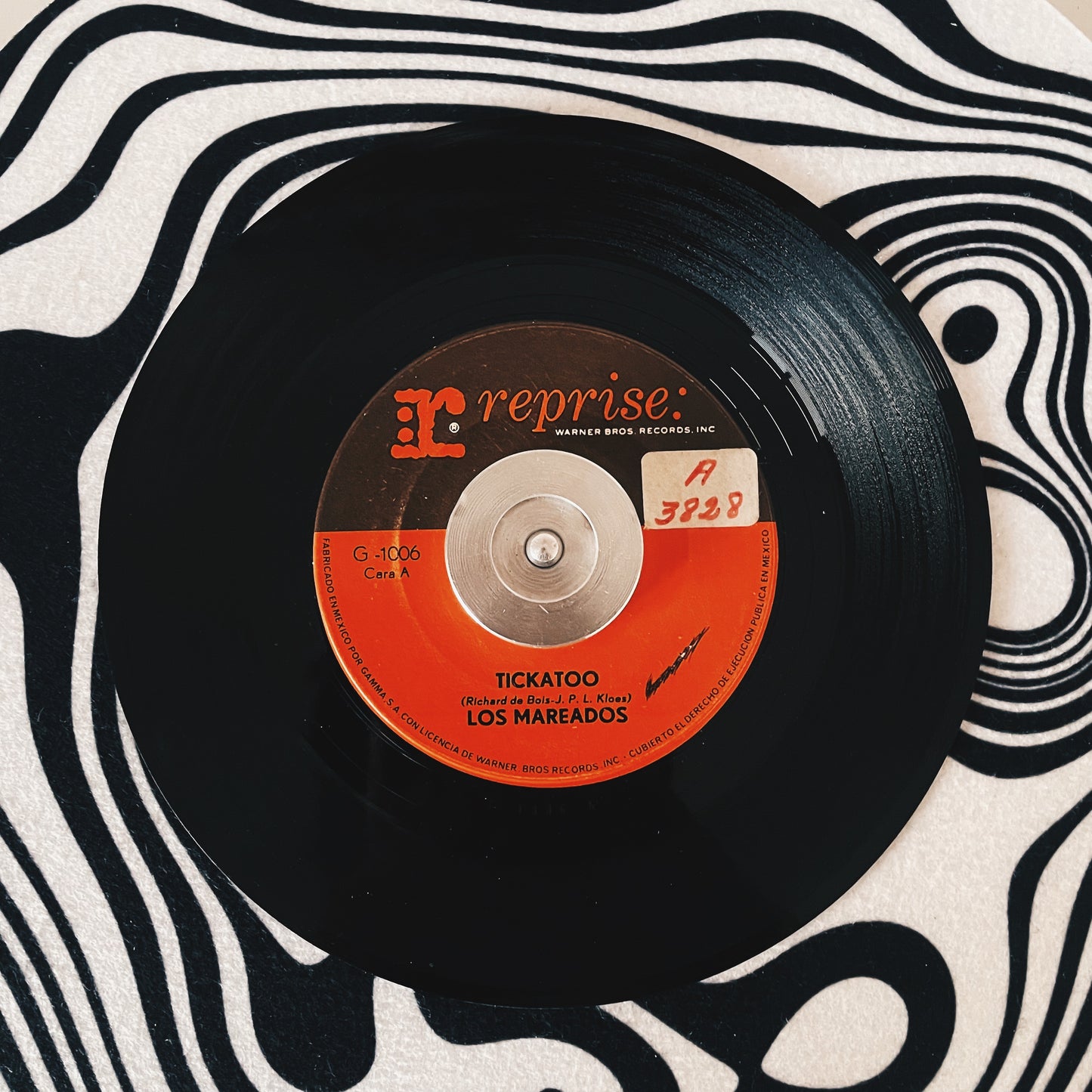 7¨| Los Mareados - Tickatoo / Es mi amor