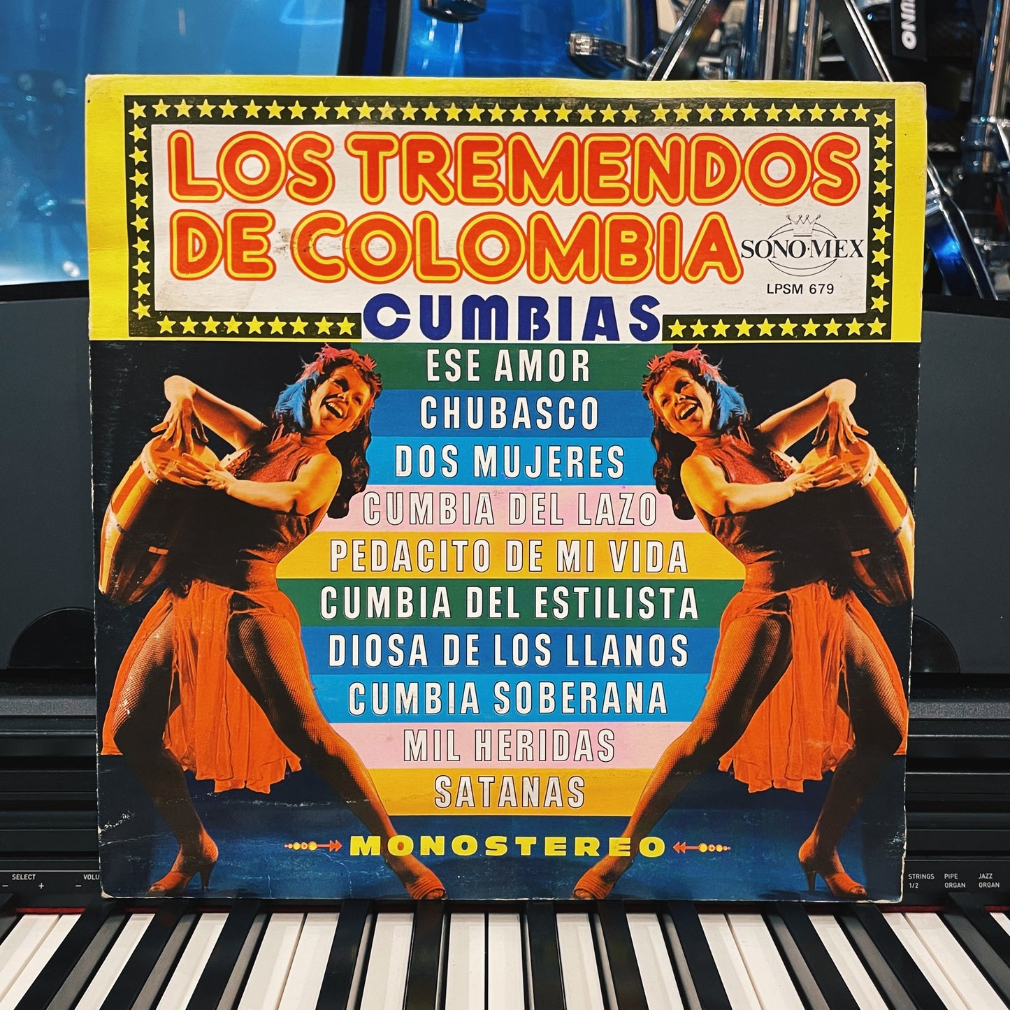 Los Tremendos De Colombia – Cumbias (Contiene cumbia de ¨Satanas¨)