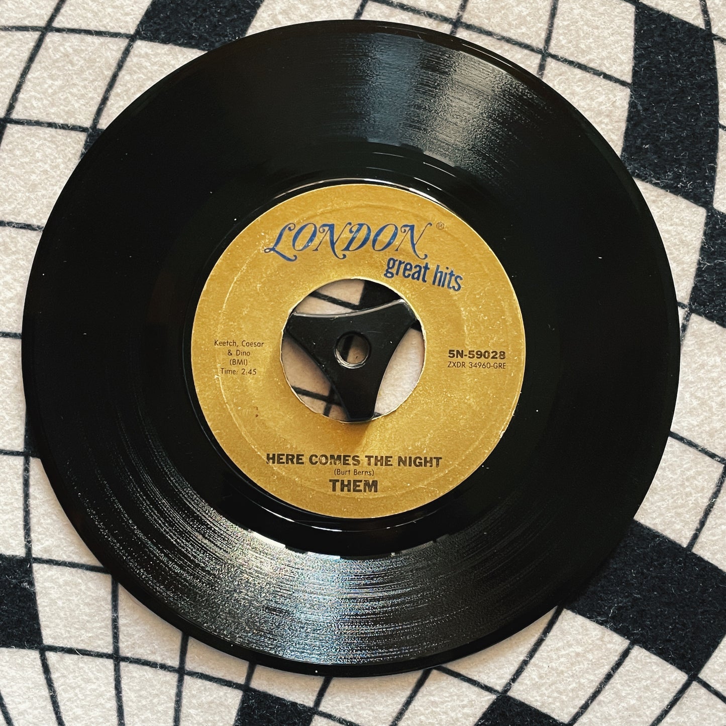 7¨| Them – Gloria / Here Comes The Night