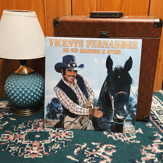 Vicente Fernández ‎– De Un Rancho A Otro
