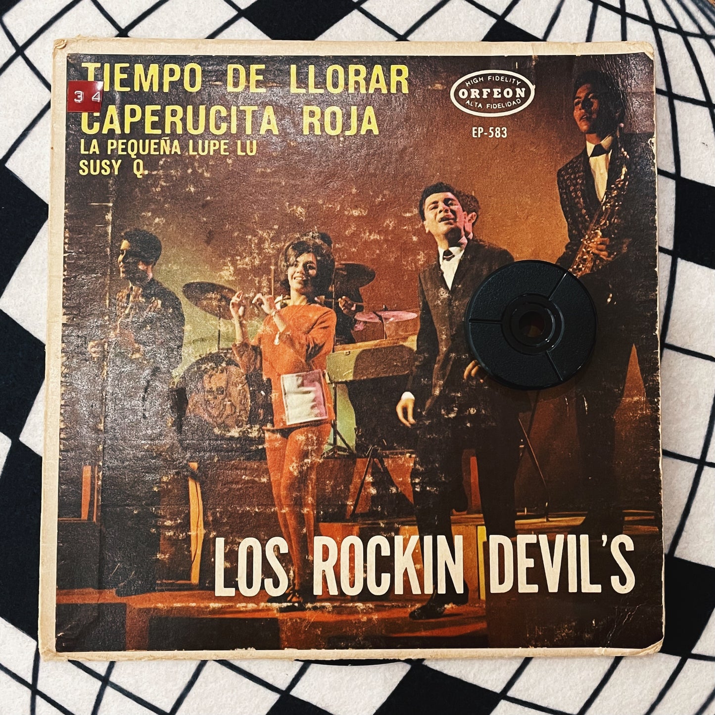 7¨| Los Rockin Devils ‎– Caperucita Roja