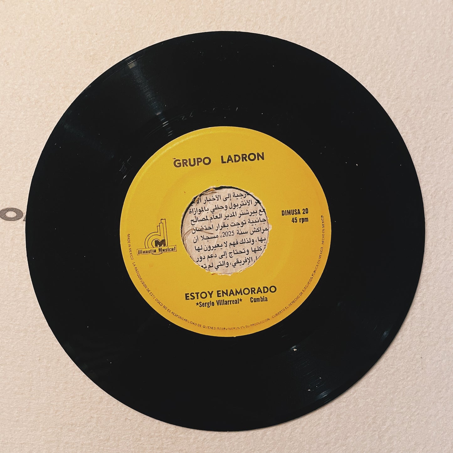 7¨| Grupo Ladron - No tengo lagrimas / Estoy enamorado