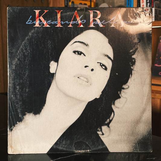 Kiara – Buscando Pelea