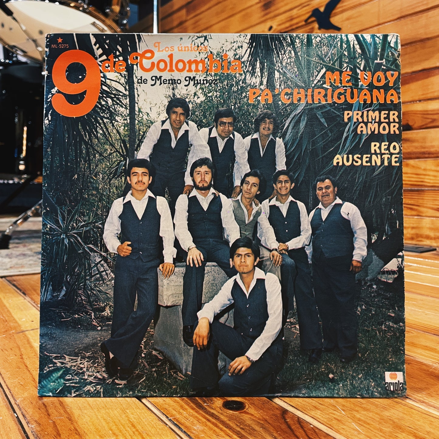 Los Nueve De Colombia, Memo Muñoz ‎– Los Unicos 9 De Colombia De Memo Muñoz