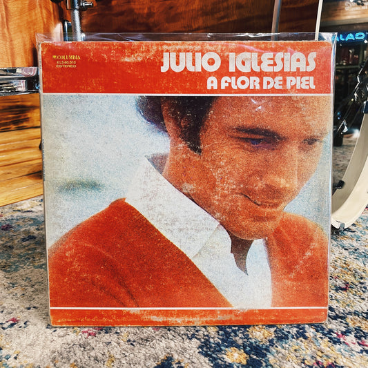 Julio Iglesias ‎– A Flor De Piel