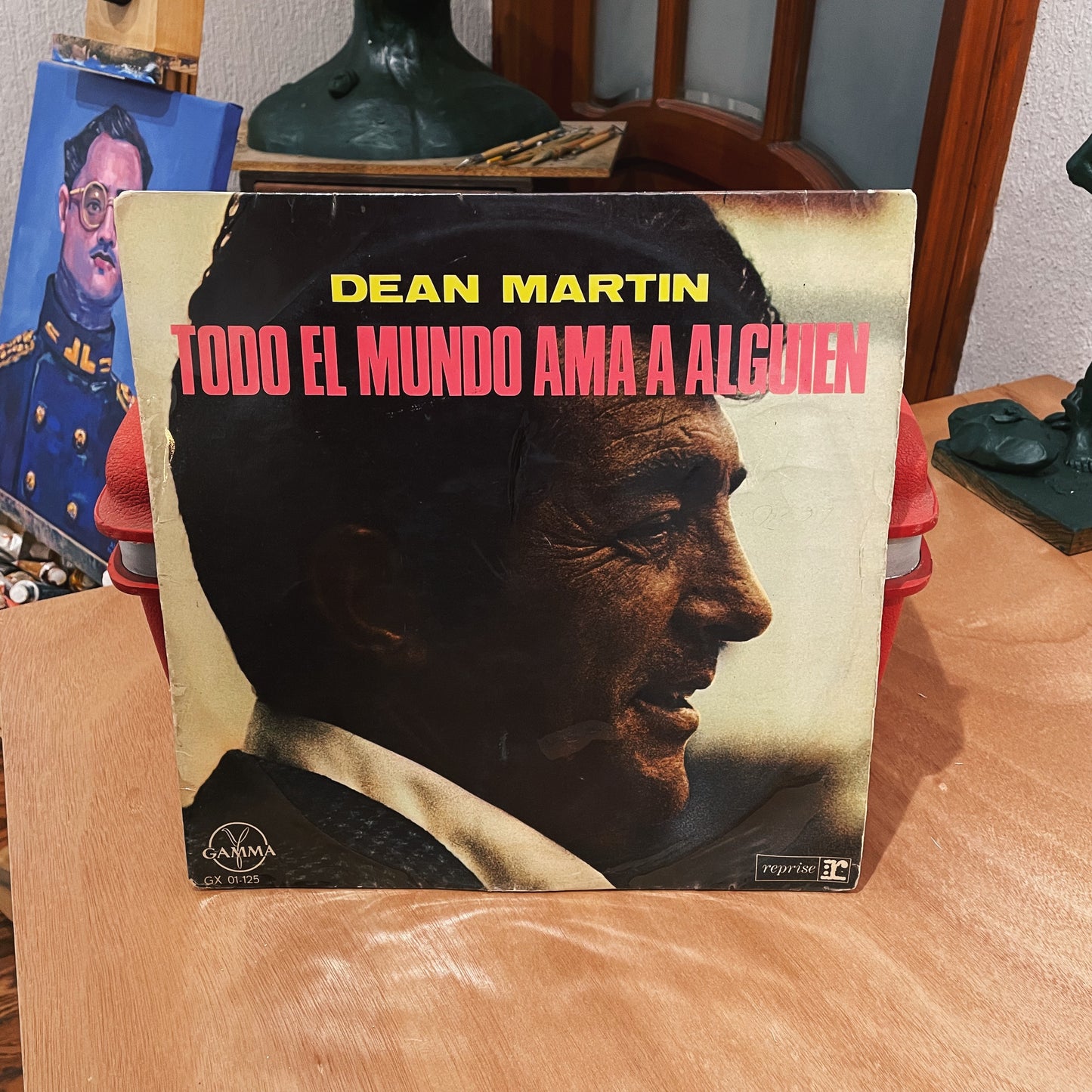 Dean Martin ‎– Todo El Mundo Ama A Alguien