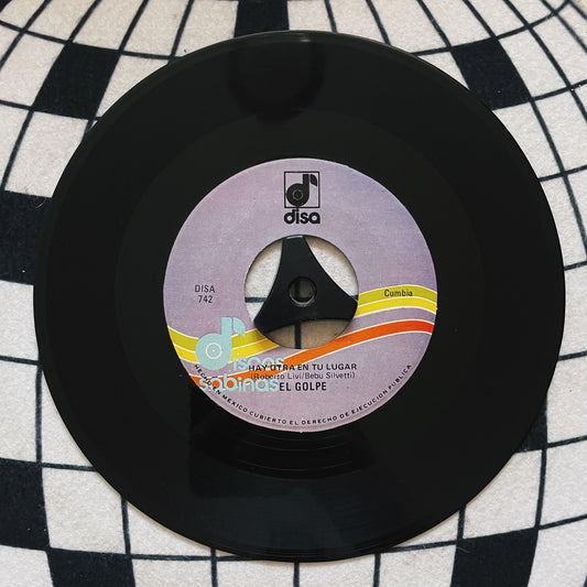 7¨| Grupo El Golpe - Hay otra en tu lugar