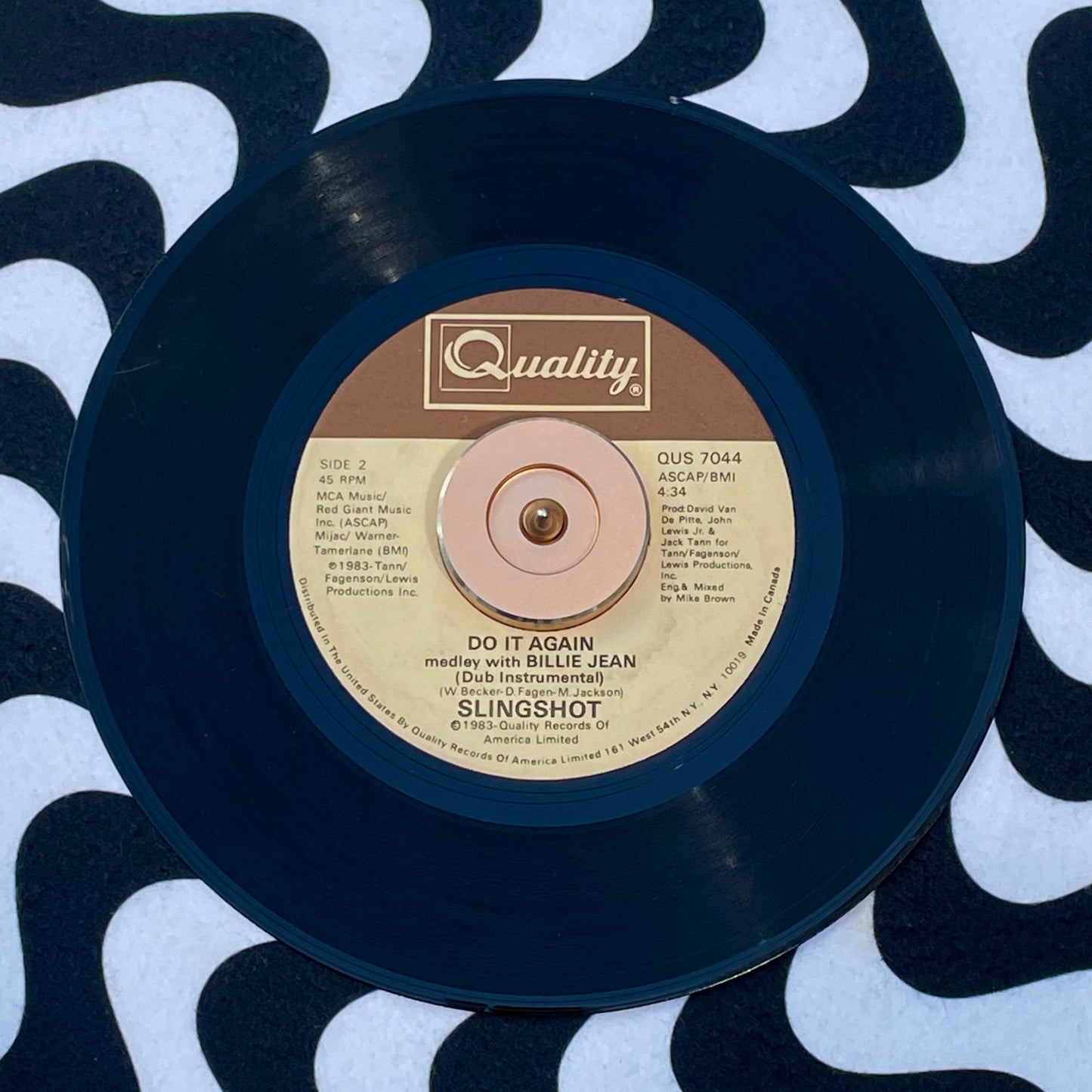 7 | Slingshot ‎– Do It Again Medley With Billie Jean
