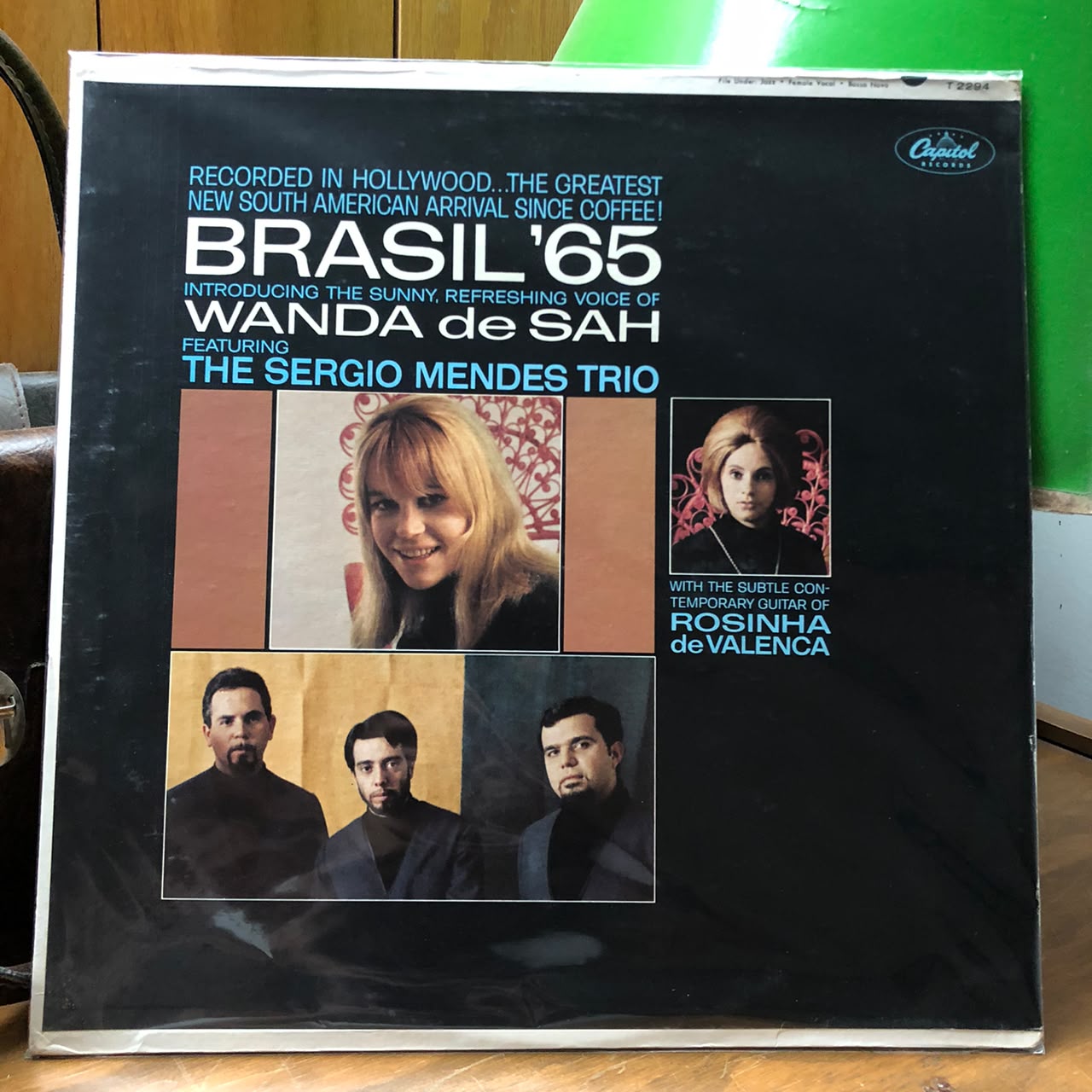 The Sergio Mendes Trio Introducing Wanda De Sah & Rosinha De Valenca - Brasil '65